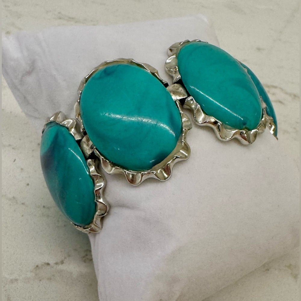🌊 Vintage Coro Silver Tone Turquoise w/ Navy Accents Cabochon Link Bracelet 🌊